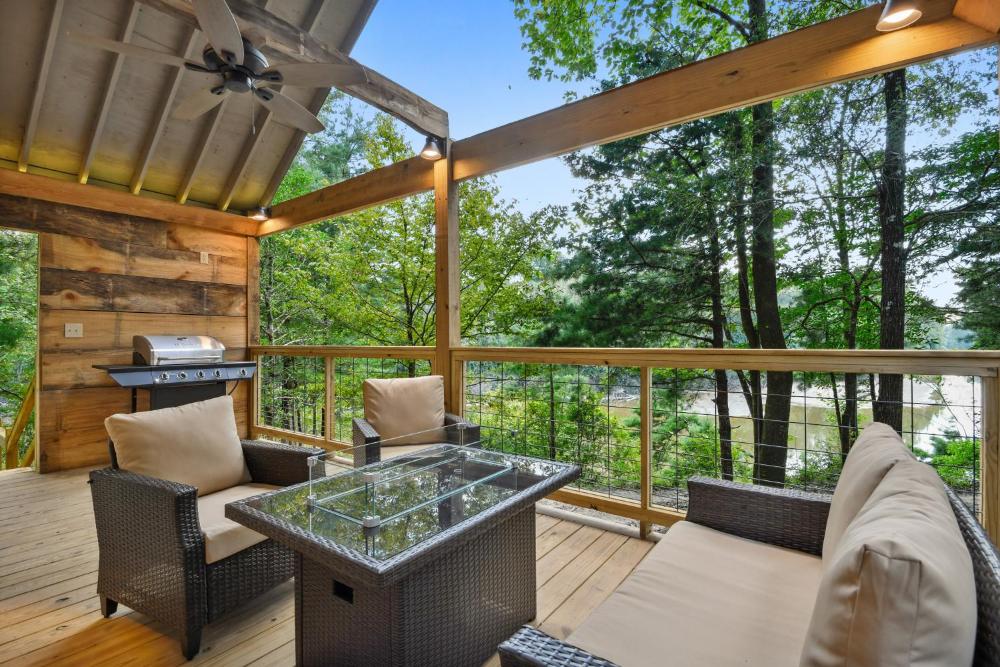 Family Suite with Balcony interior